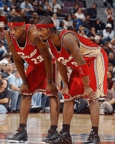 西蒙尼：我们一直在练定位球；现在不考虑前八只考虑奥维耶多（西蒙尼：定位球训练不停；当下只专注奥维耶多，暂不考虑前八）