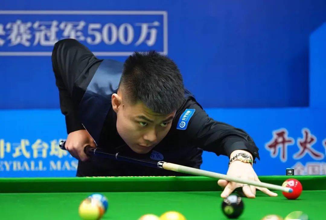 转会市场的 转会市场的